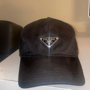 Prada dad hat made of nylon and sheep fur